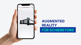 Hand probiert Augmented Reality bei Schiebetor.