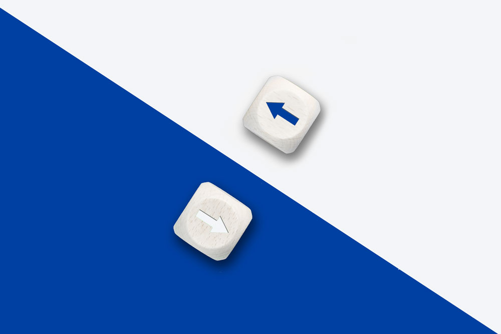 Two arrow keys on a diagonally divided background in blue and white.