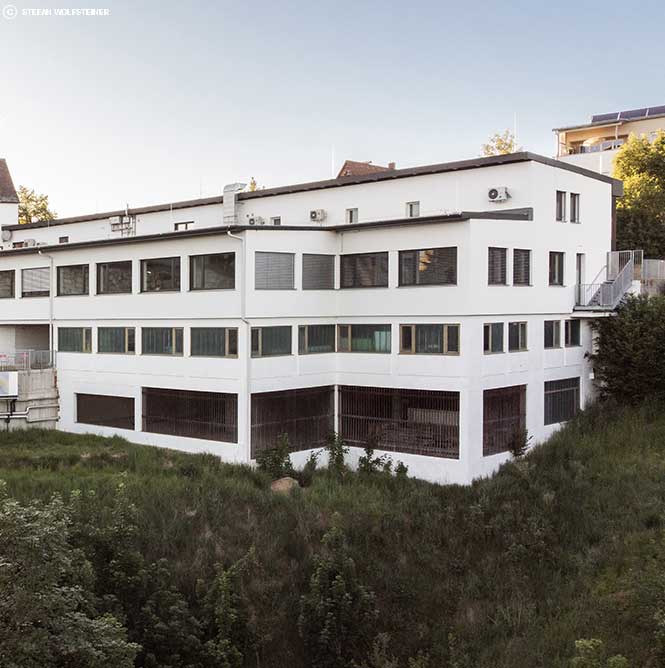 Combeenation Office Building